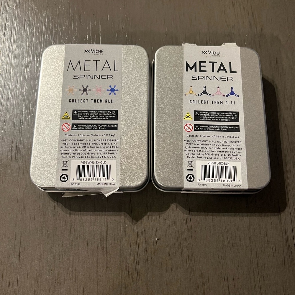 set of 2 fidget spinners - Picture 3 of 3